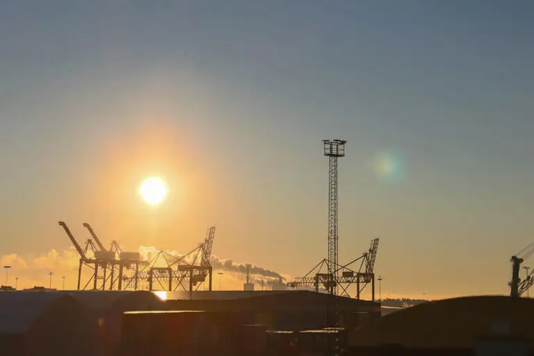 Soluppgång över Gävle hamn