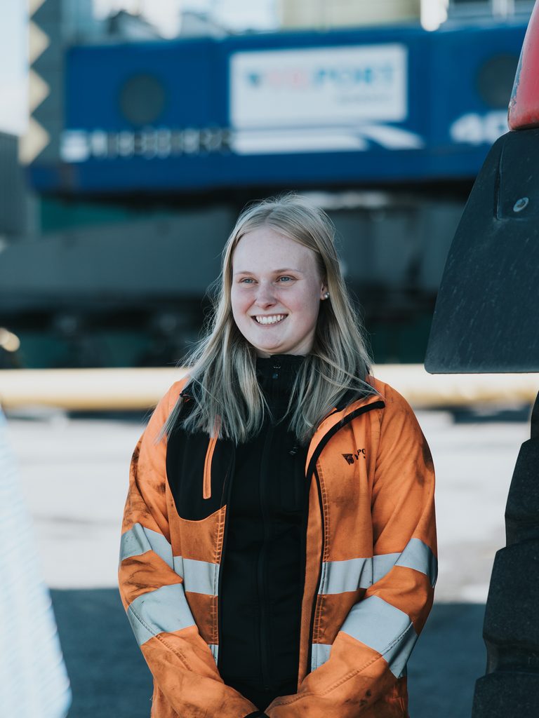 Porträtt av Amelia Gunnarsson.